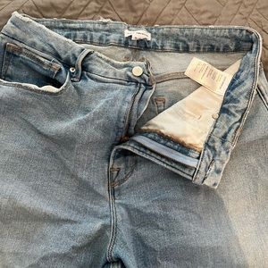 Brand new without tags size 12 Good American jeans.